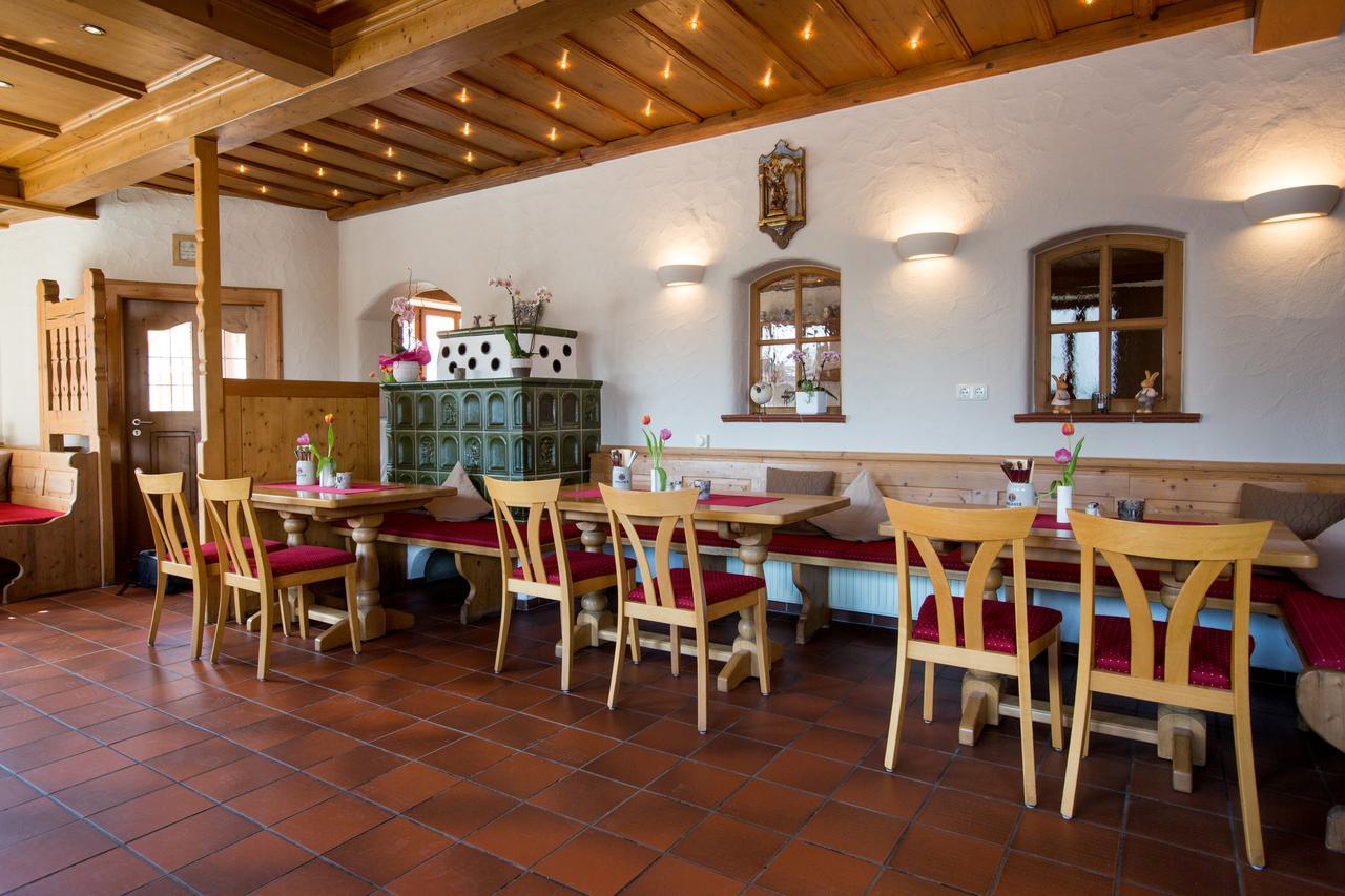 Hotel Gasthaus Sonne ไพเซนแบร์ก ภายนอก รูปภาพ