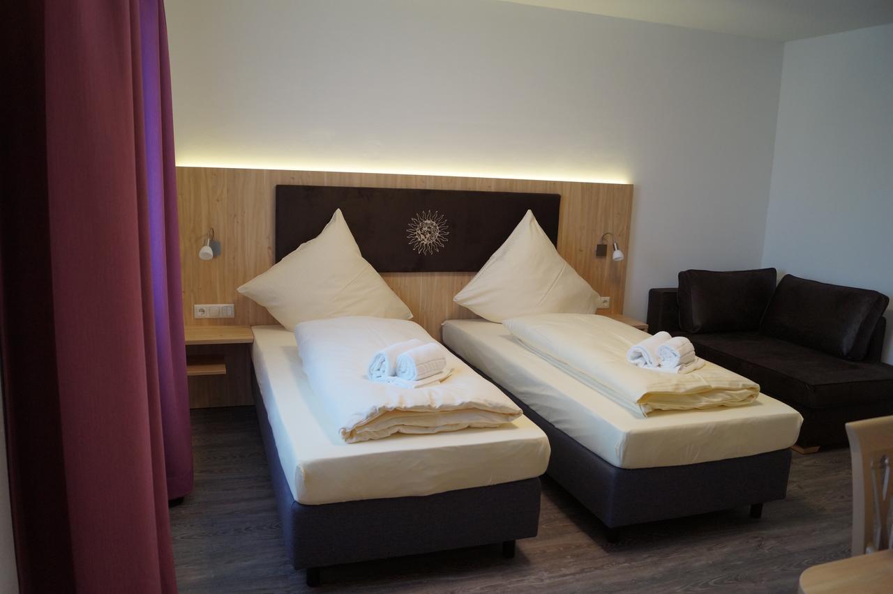Hotel Gasthaus Sonne ไพเซนแบร์ก ภายนอก รูปภาพ